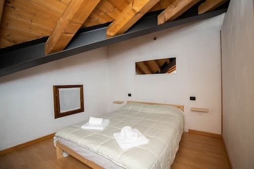 The Three Moons Apartment
