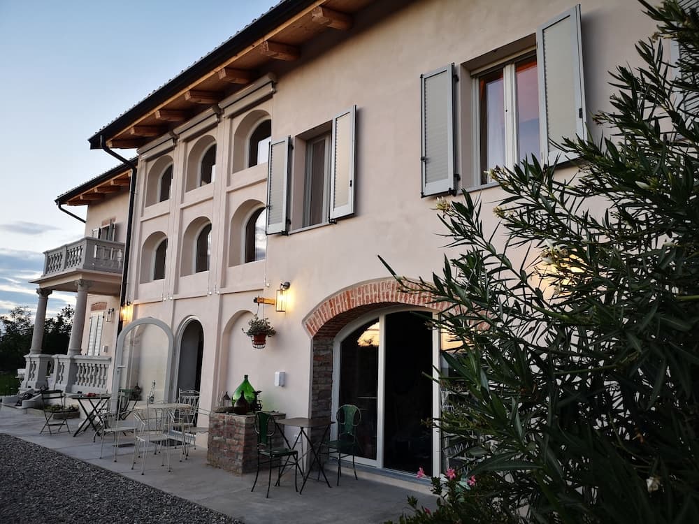 THERESA SULLA COLLINA