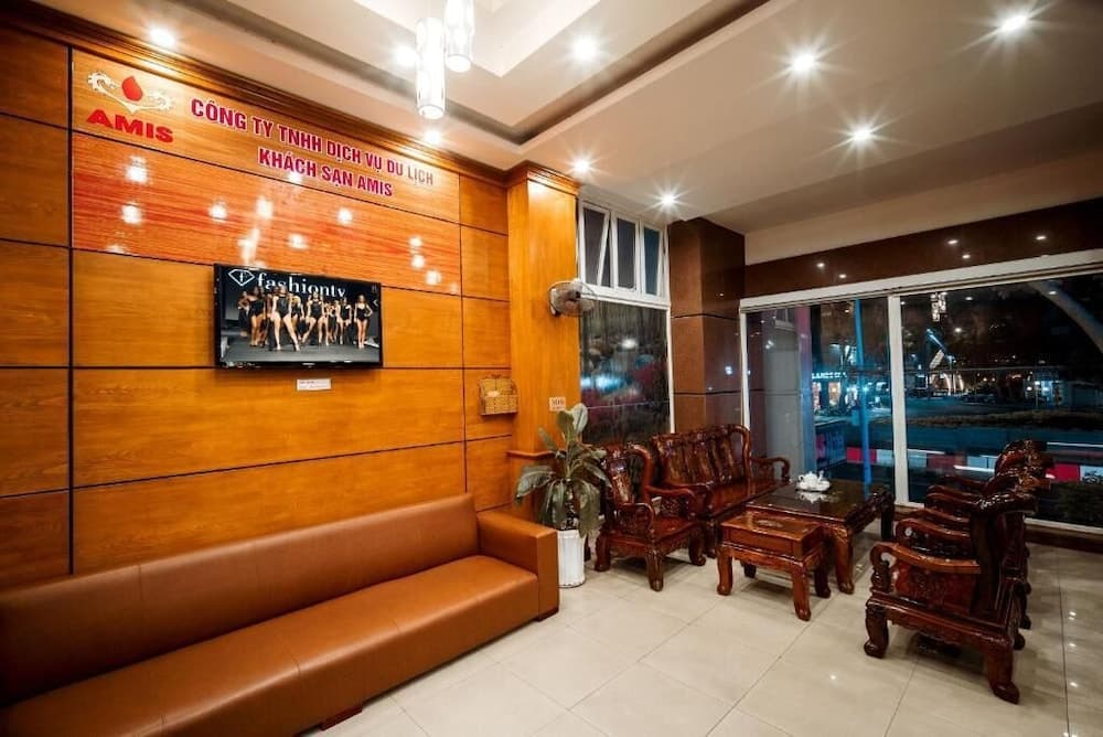 AMIS HOTEL