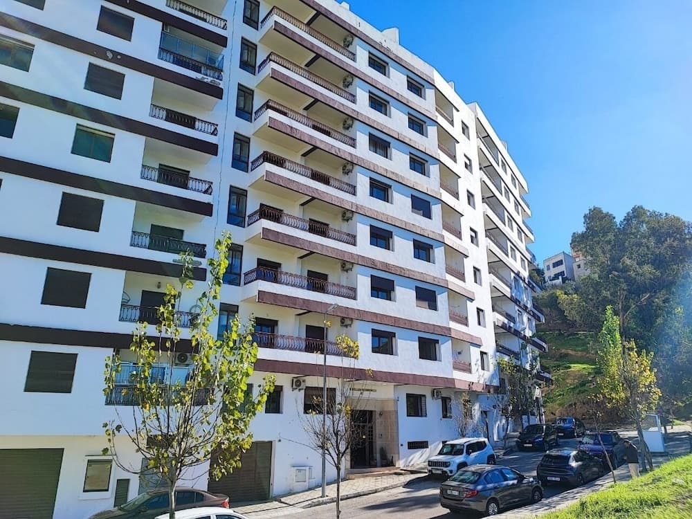 Les Belles Residences E