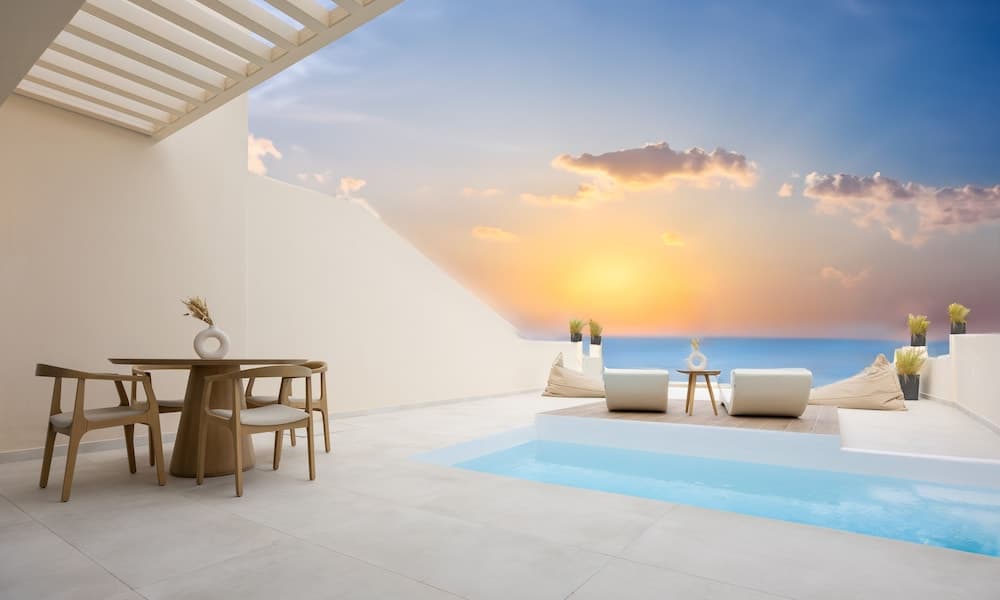 Pnoé Luxury Suites