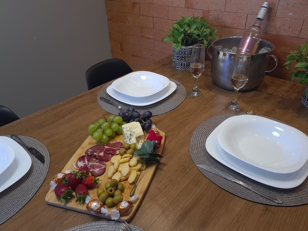 Cobertura Triplex ao Lado da Rua Coberta