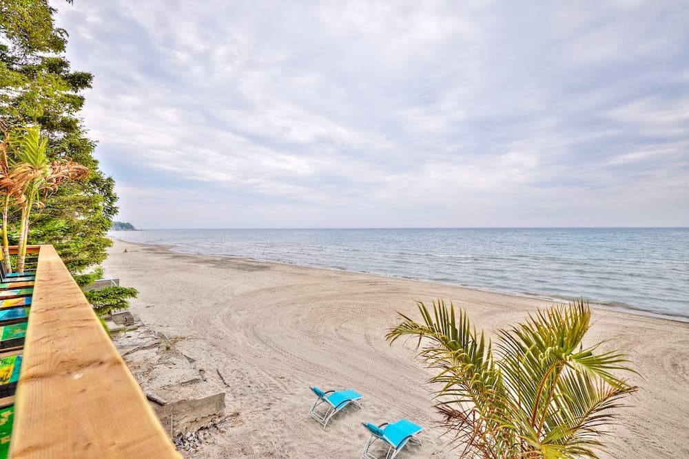 Lake Haven Beach Resort