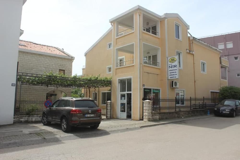 NIR Apartments Budva
