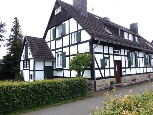 Cosy Holiday Home in Monschau With Garden