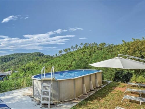 Apartment for 5 With Pool