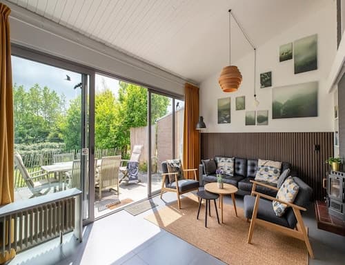 Comfort Holiday Home Near Beach