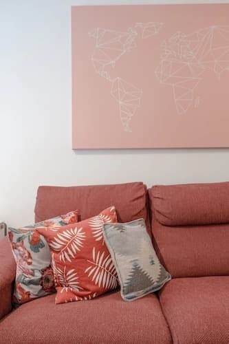 Bright 1 Bedroom Flat in Kensington Olympia