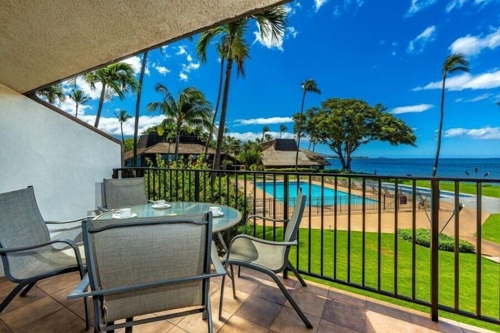 Maalaea Surf, #g-7 2 Bedroom Condo by RedAwning