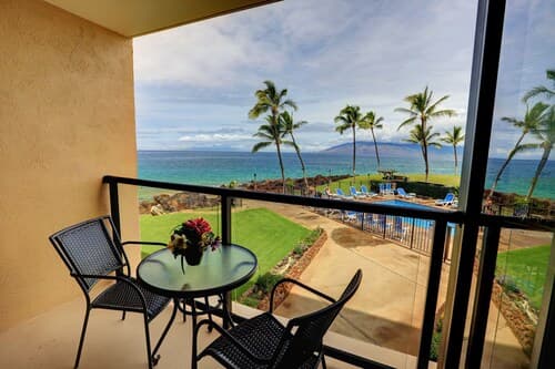 Kihei Surfside, #205 1 Bedroom Condo by RedAwning