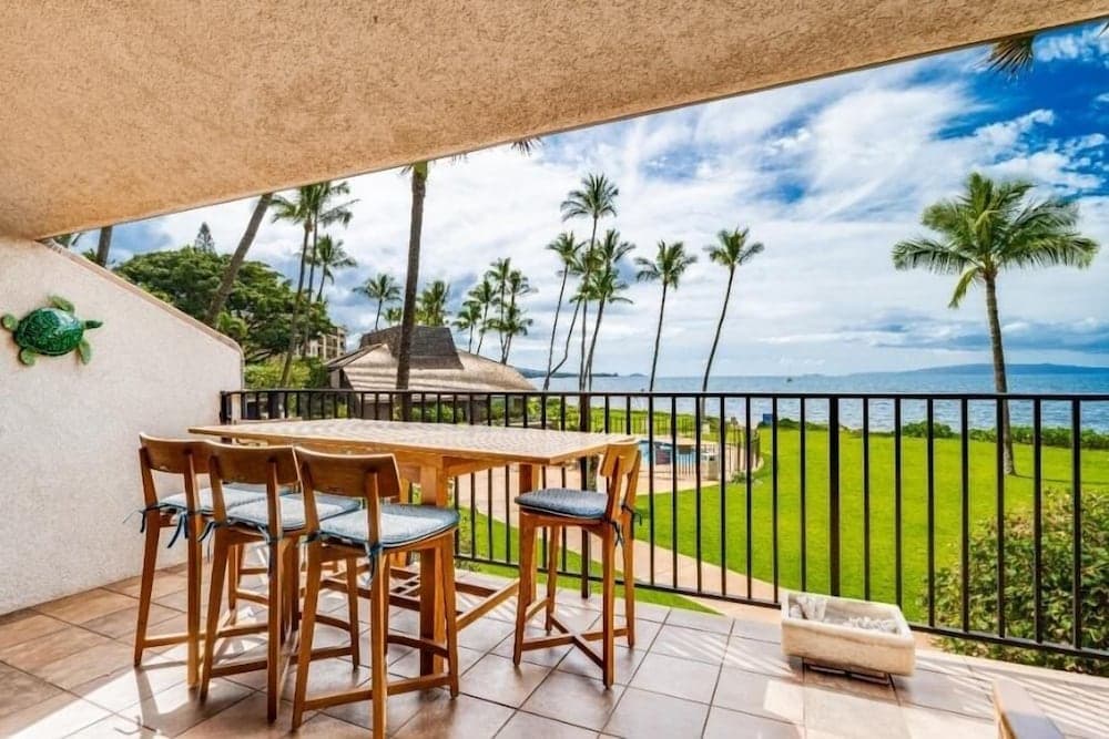Maalaea Surf, #c-7 2 Bedroom Condo by RedAwning