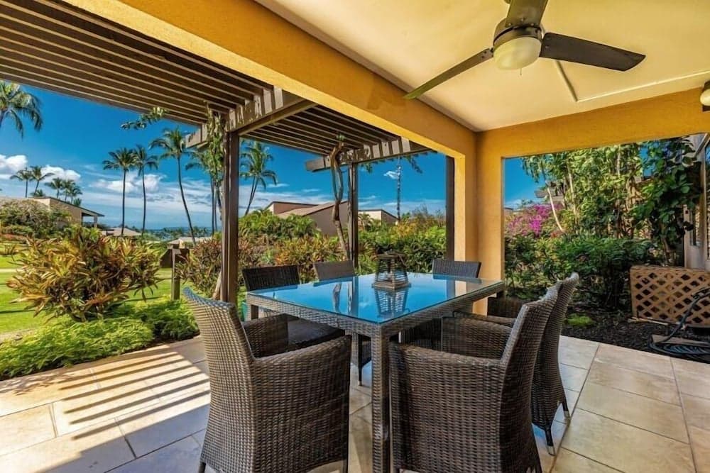 Wailea Ekahi, #33b 1 Bedroom Condo by RedAwning