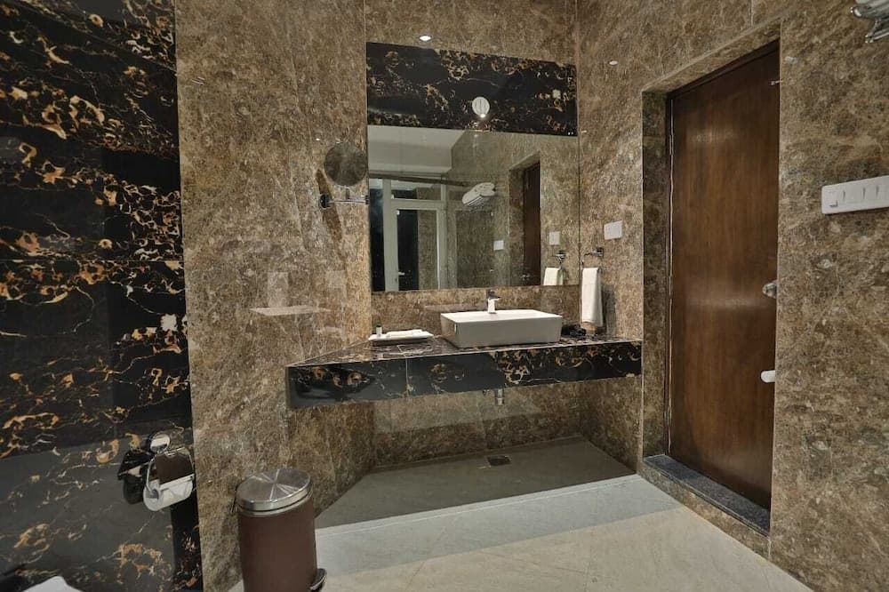 Swarnagarh Nature Retreat and Spa