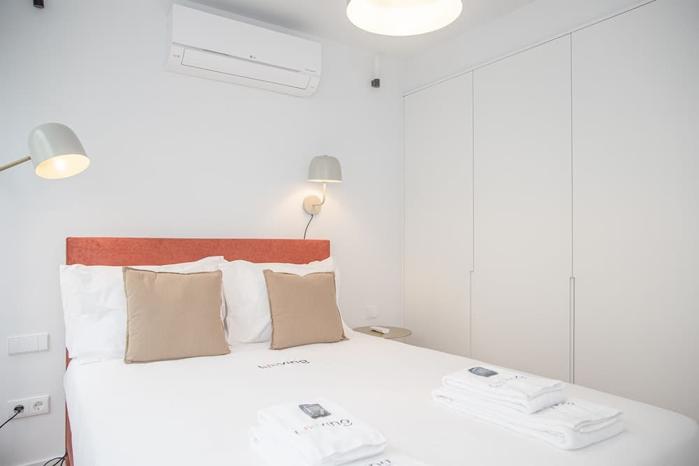 Liiiving - Modern & Glam Apartment M