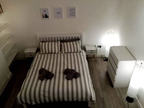 Charming Euston Apartments