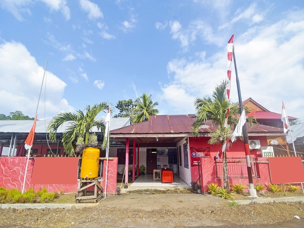 OYO 91246 Pulisan Ekowisata Homestay Near Wisata Pantai Desa Pulisan (Pulisan Beach Tour)