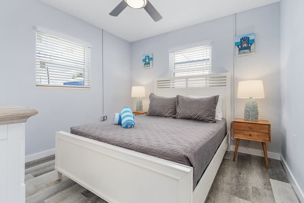 171 Washington ~ Dune Our Thing ~ Unit C ~ Fabulous Pool Home! 2 Bedroom Home by RedAwning