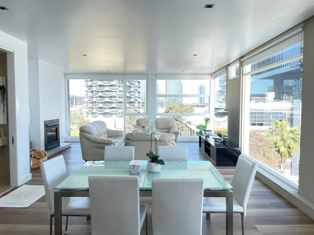 Luxury Penthouse Above the Shopping Town