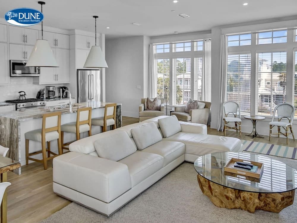 Gulf Views, Private Pool, Luxurious Home Vista Del Mare 5 Bedroom Home by RedAwning