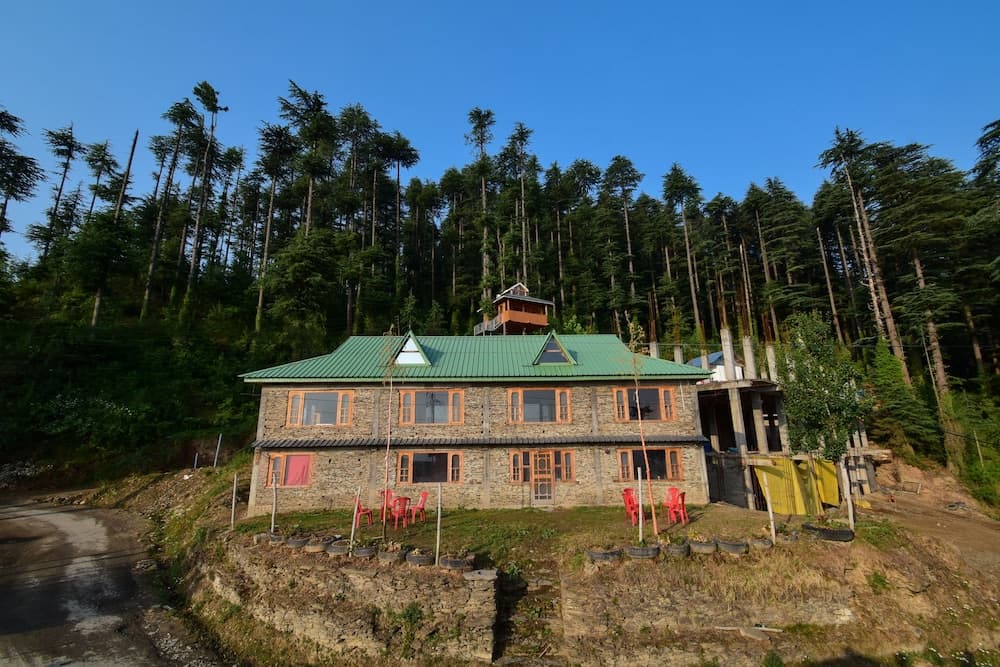 Cheog Chamber by Dumnu Homes