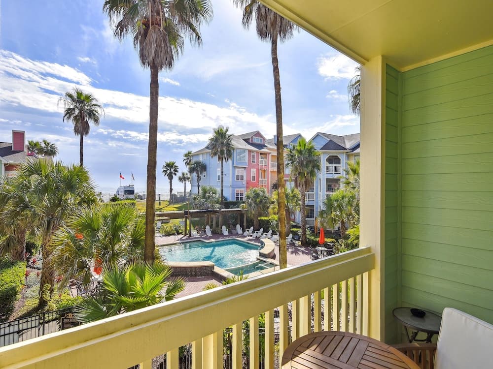 Dawn 421 - Island Time