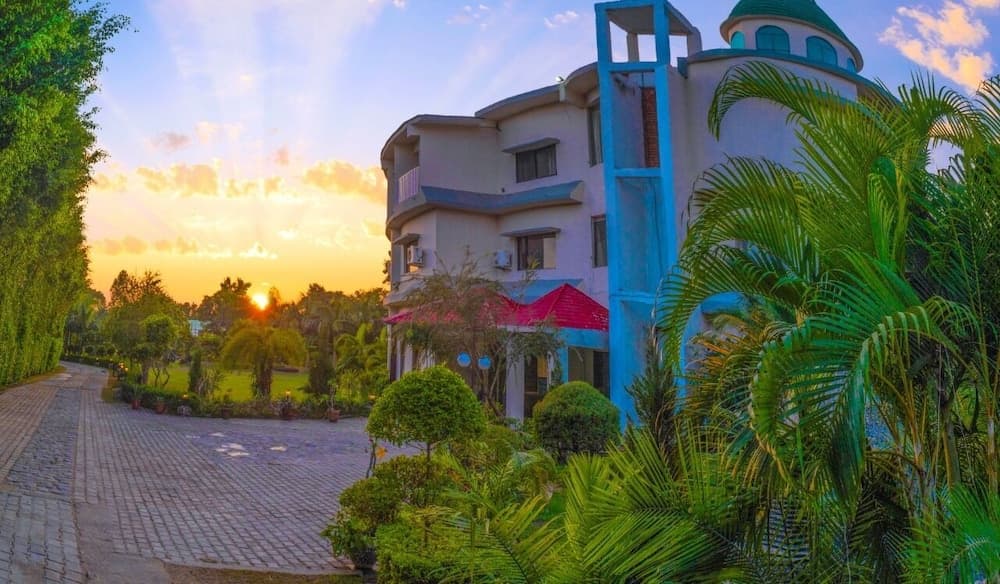 The Tattwaa Corbett Spa & Resort