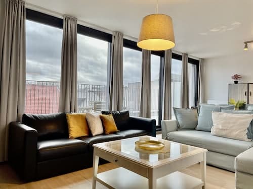 One Lux Stay near Diamond District