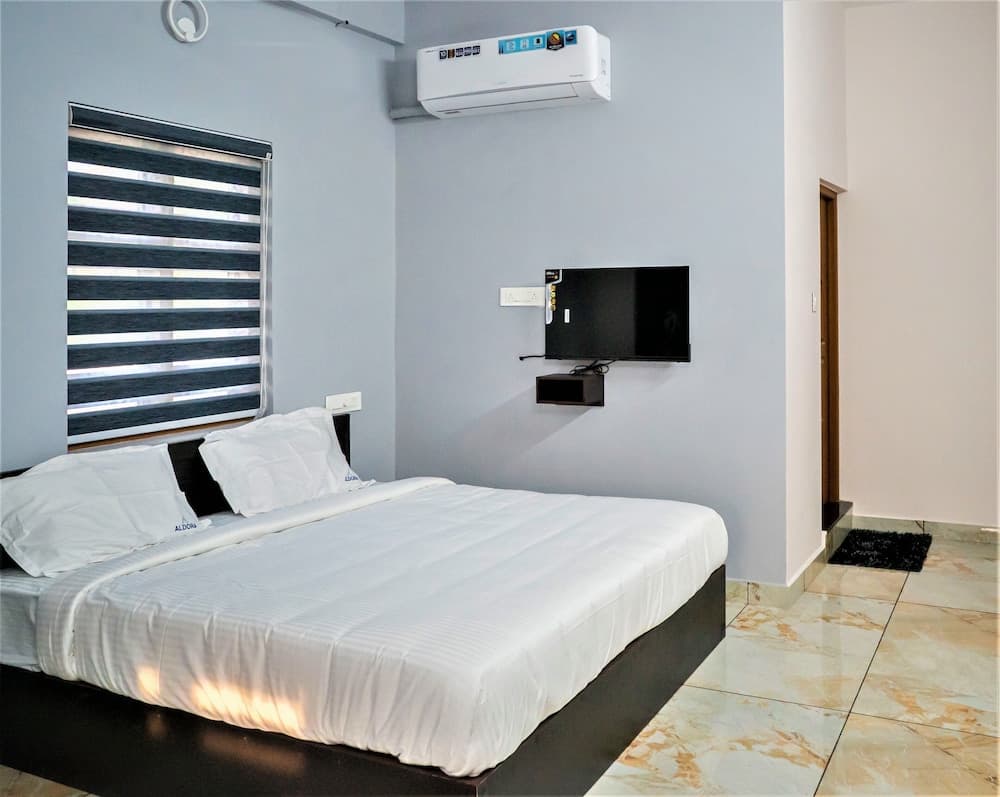 Aldora Airport Residency