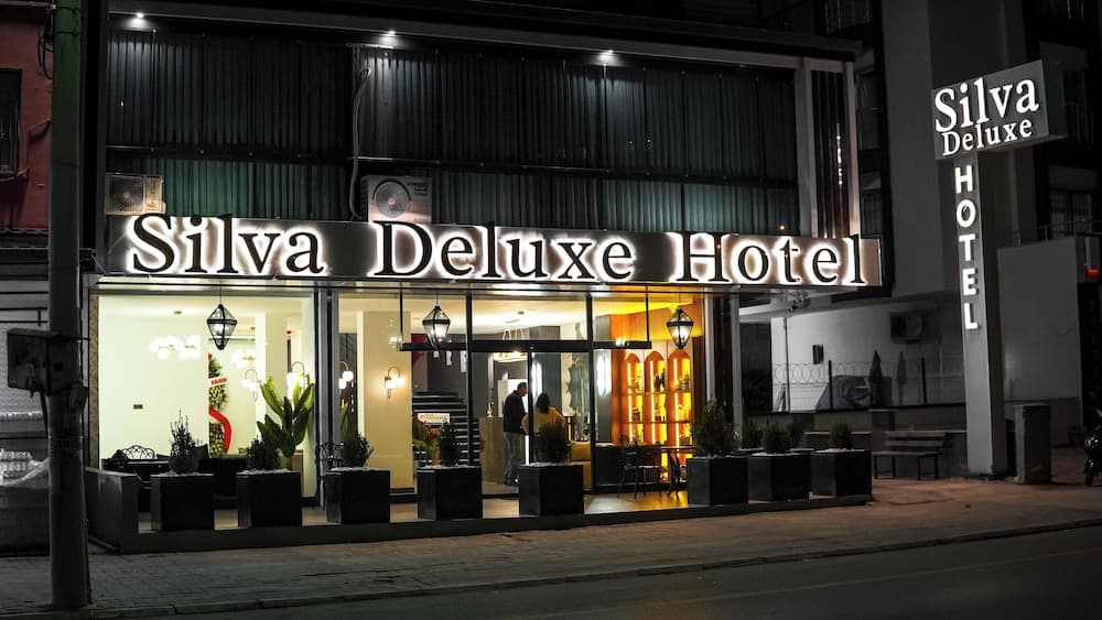 Silva Deluxe Hotel