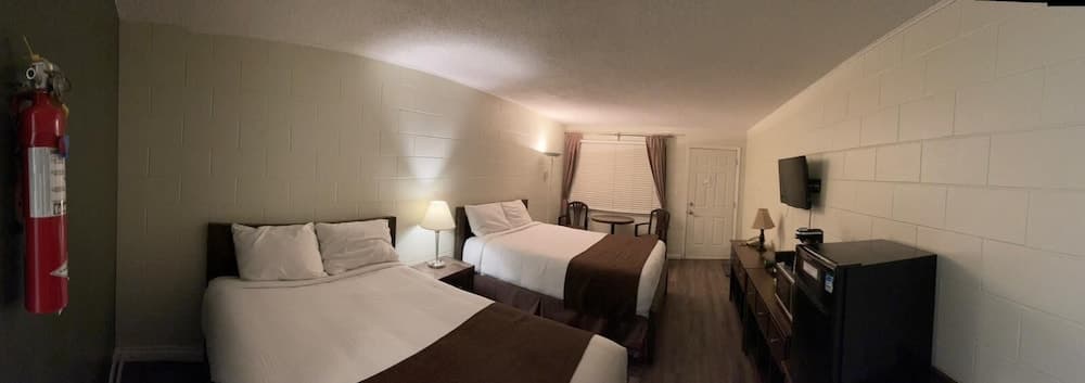 Paddock Inn