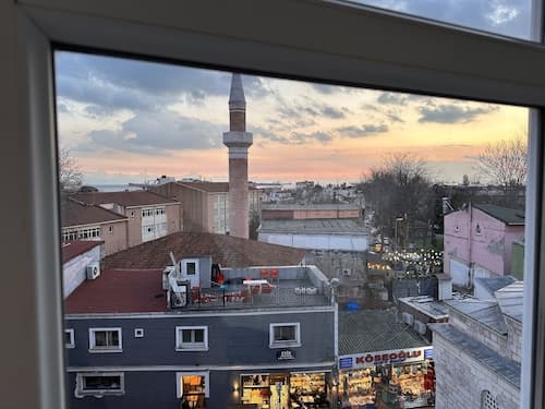 Asparagus Hotel Suits Old City
