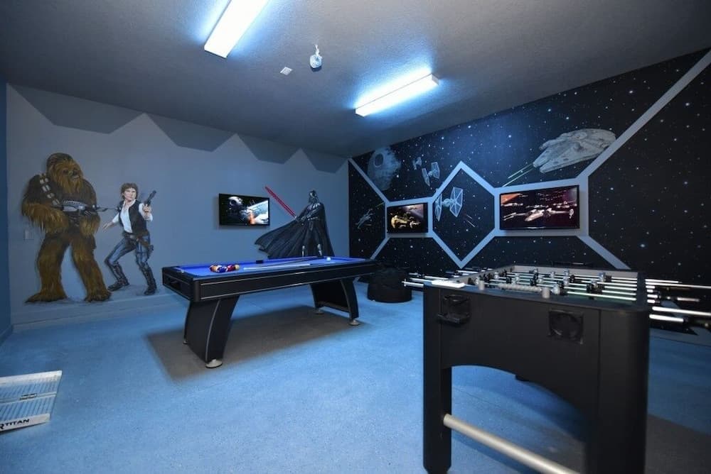 Star Wars Themed Game Room & More-watersong394oc 6 Bedroom Home by RedAwning
