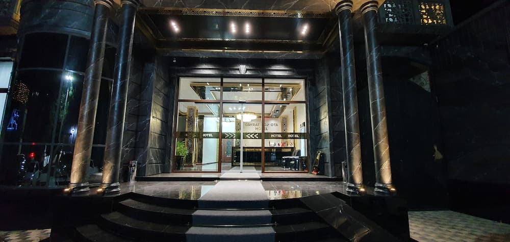 G'ayrat Hoji Ota Hotel