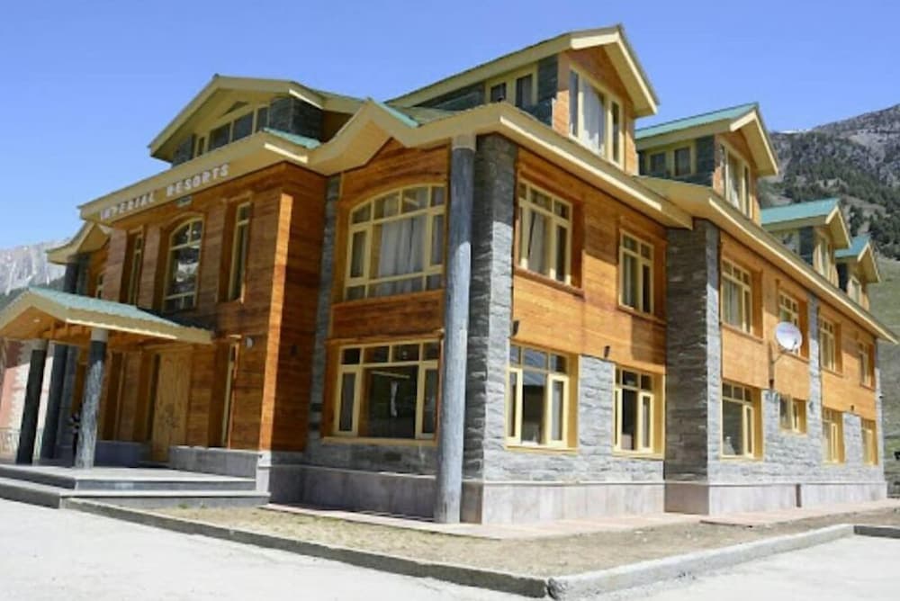 Konaklama yerinin ön cephesi