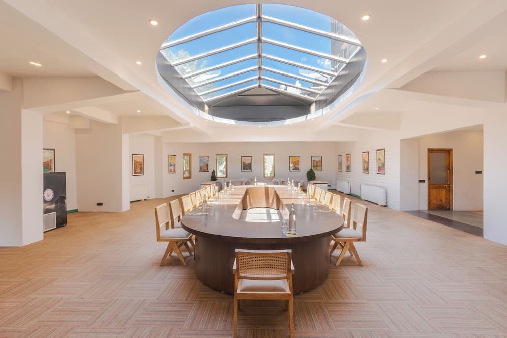 Toplantı salonu/imkânları