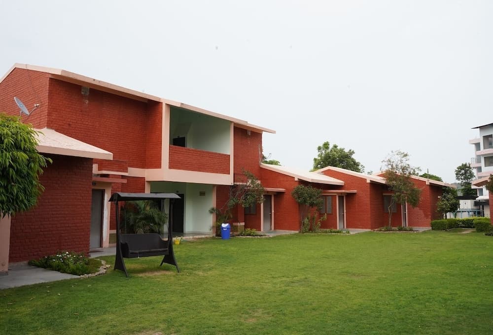 Konaklama yerinin ön cephesi