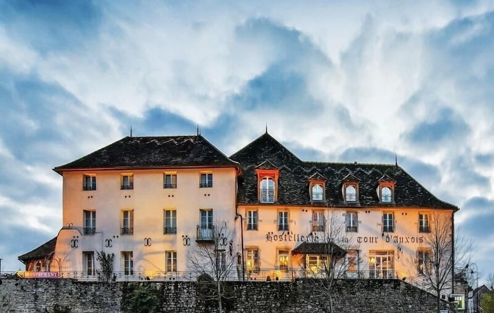 Hostellerie de la Tour d'Auxois