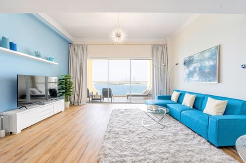 Shoreline Beachfront Luxury Palm