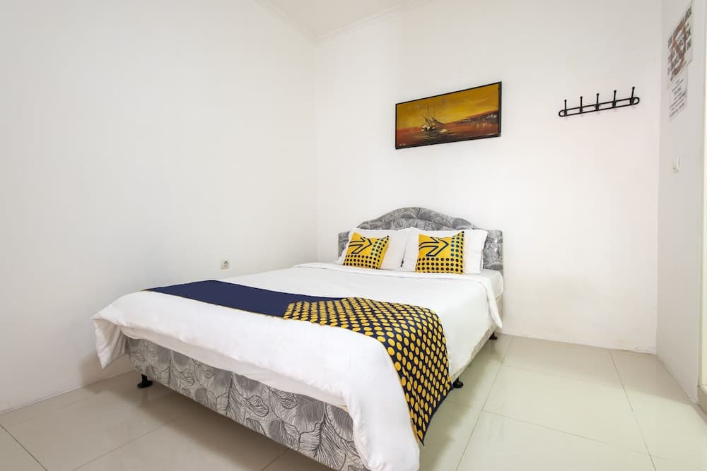 SPOT ON 3961 Fico's Residence Syariah