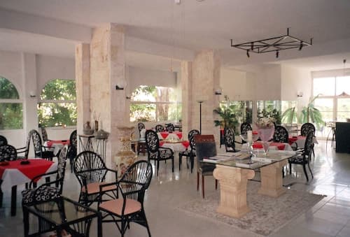 Villa George