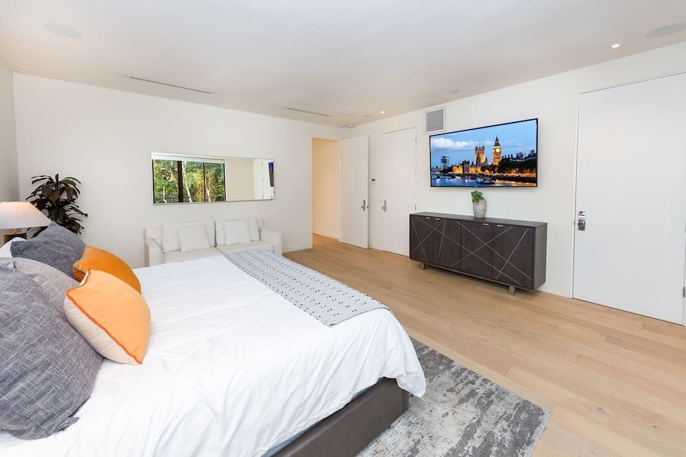 Dream Beverly Hills Mansion W. Pool