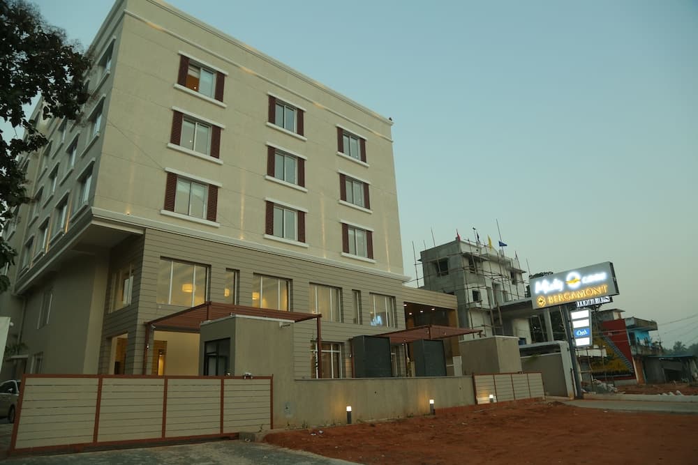 Misty Ocean-A Bergamont Group of Hotels