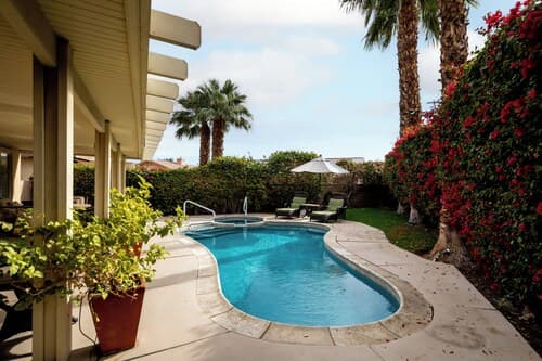Indian Palms Oasis - Just a Walk to Festivals!