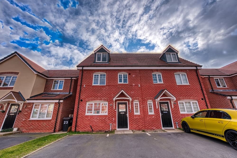 Modern 4 Bedroom 2 Bath House Birmingham