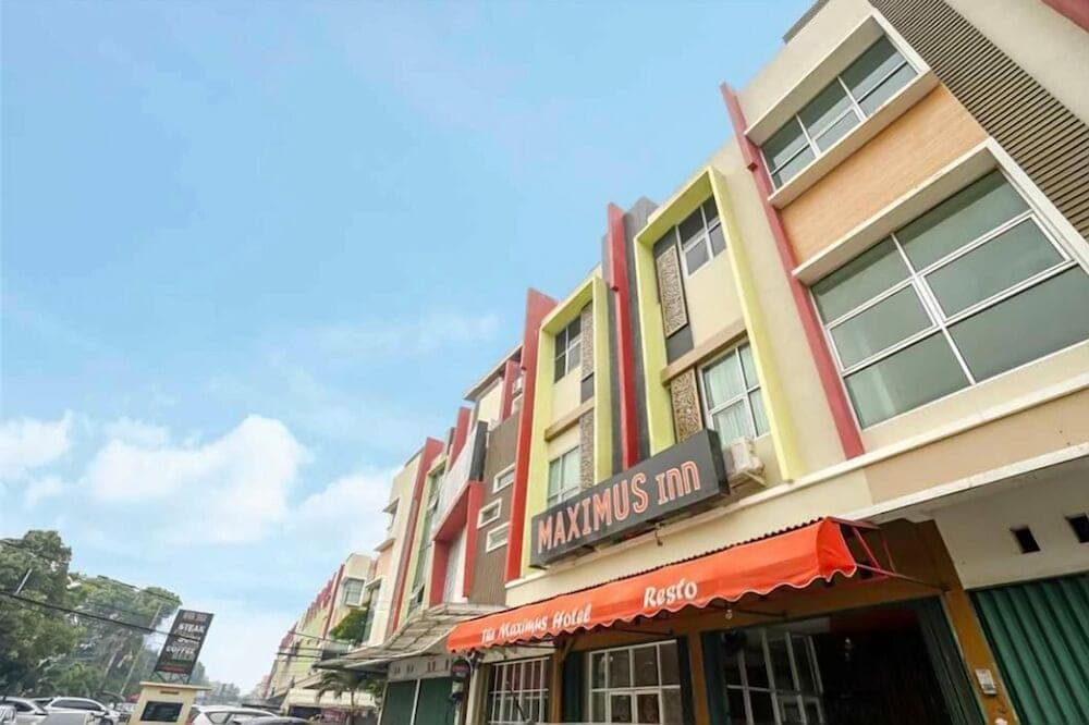 TwoSpaces Living at Maximus Inn