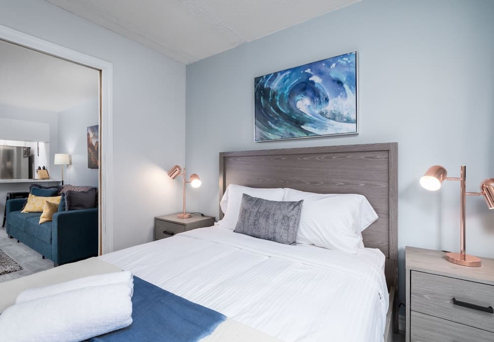 Entertainment District Suite