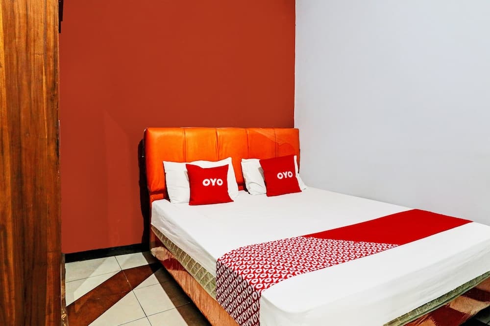OYO Life 92127 Skyland Pasteur
