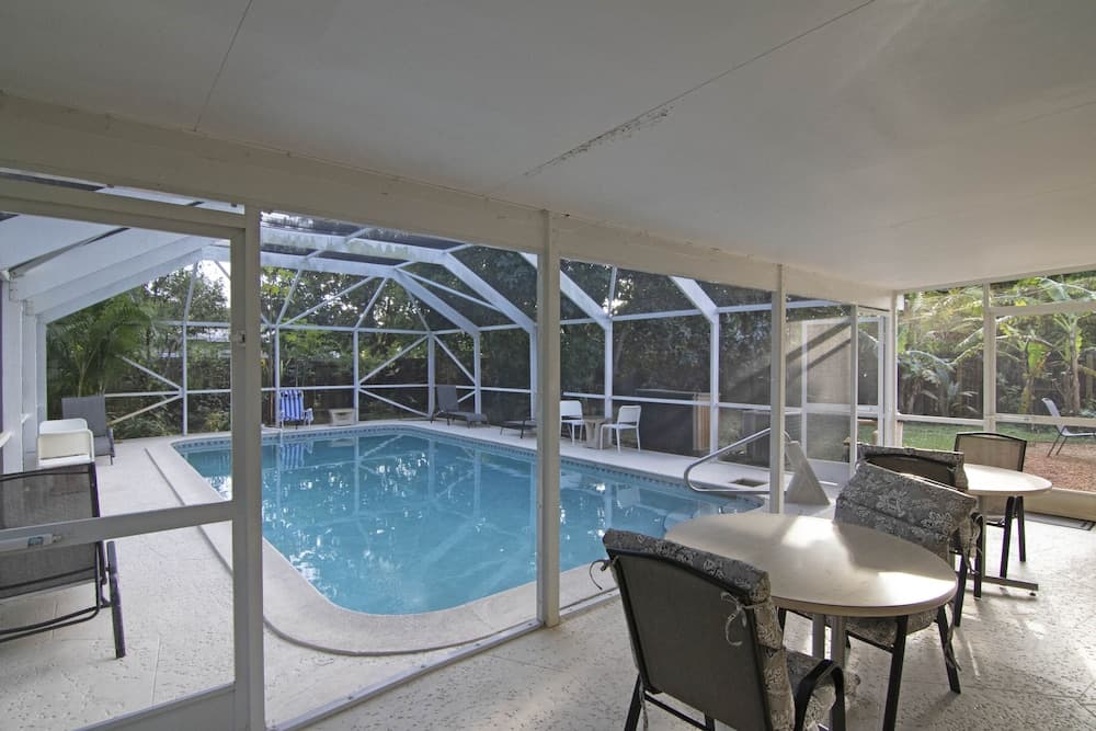 Serenity Palm Perfect Stay for Groups!