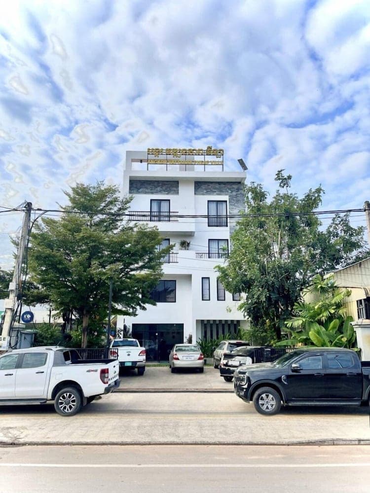 Angkor Vattanakpheap Villa