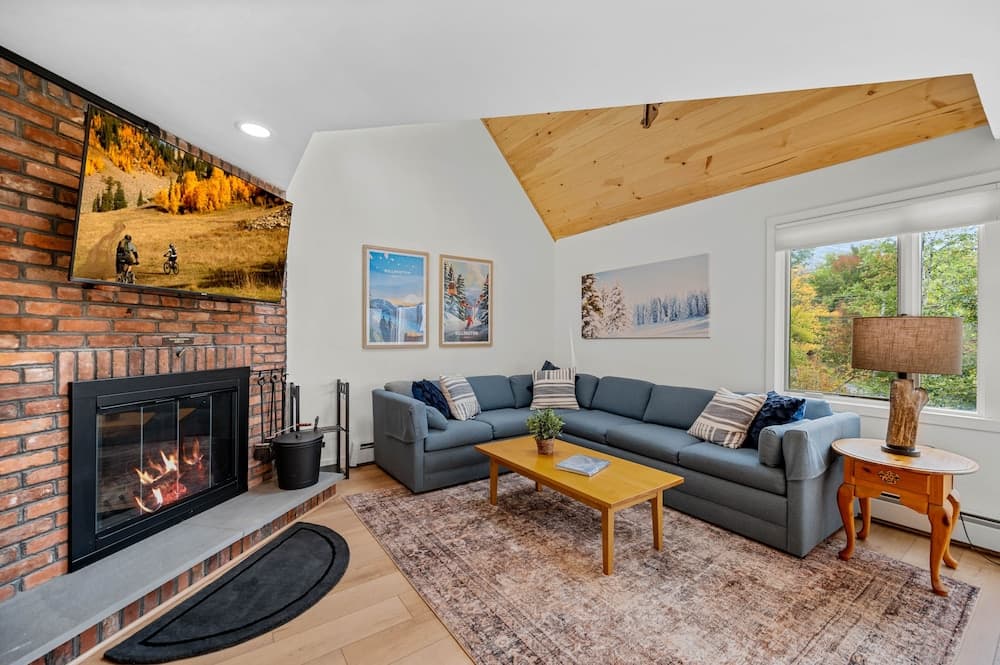 Beautiful 2br/2ba Fall Line Condo W/ Mountain Views, Pool, Hot Tub, Sauna, Shuttle. G6b 2 Bedroom Condo